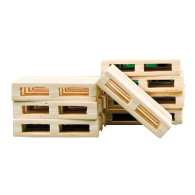 <div class="uk-panel tm-source-woo-description"><p>Lot de 8 palettes en bois.</p>
<p>Echelle: 1:32</p>
<p>Marque: KIDSGLOBE</p>
</div>